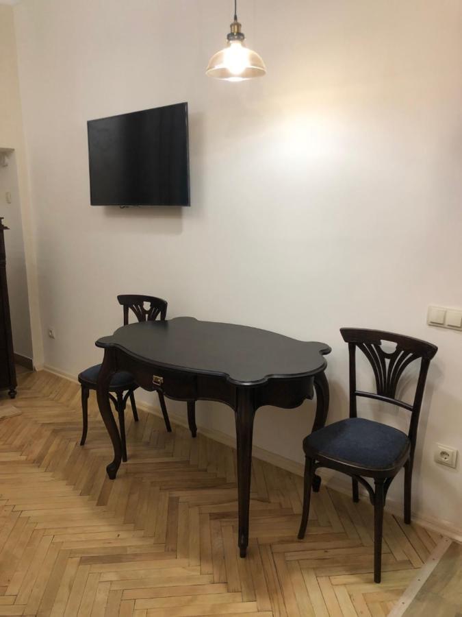 Apartament Tugan Baranovskogo Lviv Exterior photo
